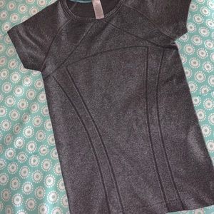 Ivivvia short sleeve athletic top!! (Grey)